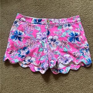 Lilly Pulitzer scalloped shorts